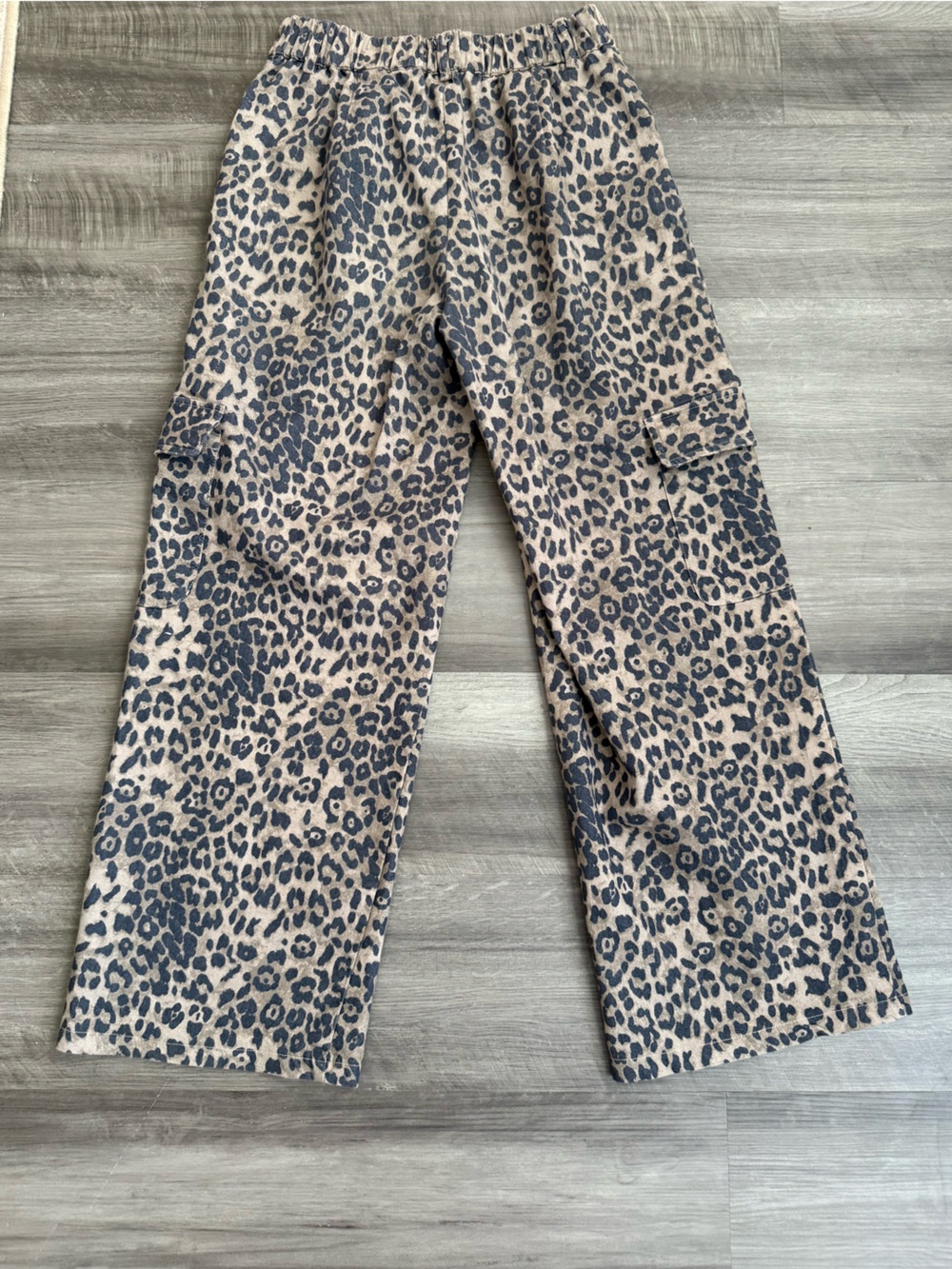 Leopard Cargo Pants - Picture 2 of 3